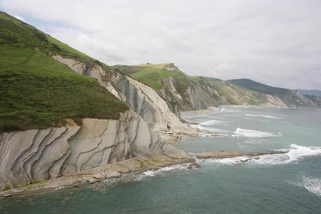 2 Habit, Sala, Terraza, Jardin, Parking Gratis Zumaia Exterior foto